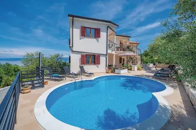 Image de Superbe appartement Ă Labin avec sauna