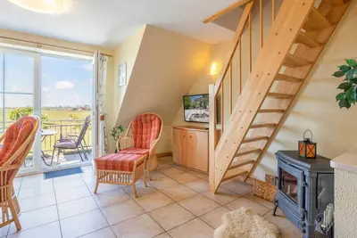 Fewo Deichwiesen 04-2 chambres à coucher jusqu'à max. 5 pers. et 1 bébé - Cottage An den Deichwiesen \/ DÜLS