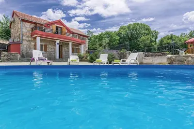 Image de Superbe maison Ă Krusevo