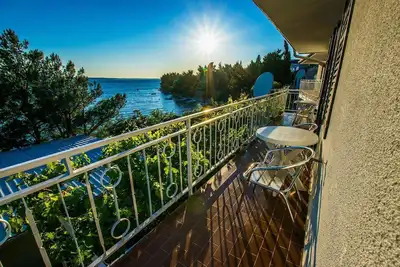 Image de Appartement de vacances avec balcon et vue sur la mer