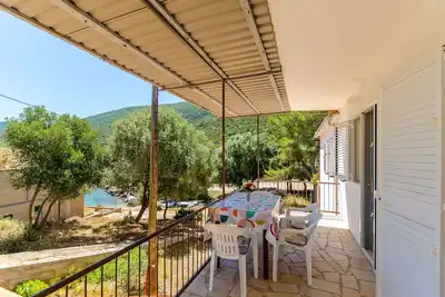 Image de Appartements Nedeljko (34121-A3) - Gdinj - île de Hvar