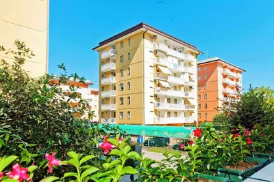 Image de Appartement de vacances avec balcon et climatisation