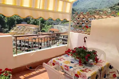 Studio avec terrasse et air conditionné