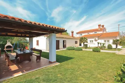 Image de Magnifique maison à Hrboki avec WiFi