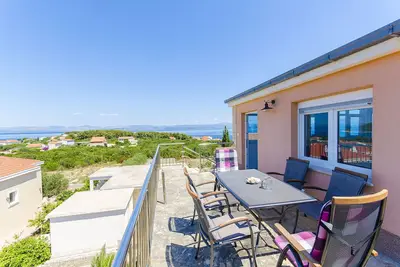 Image de Appartements Kažimir (45981-A5) - Necujam - île de Solta