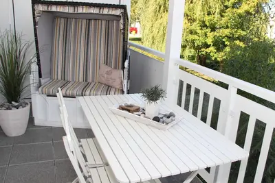 Image de 3-R-appartement 4 personnes + 1 enfant J. 3 - Ex. App. Strandgut, balcon, 300 m de la plage