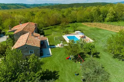 Image de Maison Dorino (71452-K1) - Lanišće Kršan