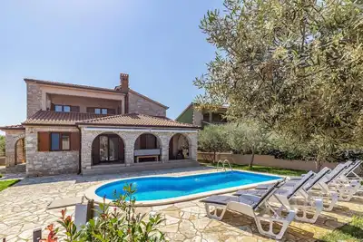 Image de Belle maison à Galizana avec WiFi