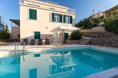 Appartement de vacances avec l'utilisation de la piscine