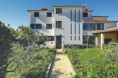 Image de Bel appartement de 2 chambres Ă Porec