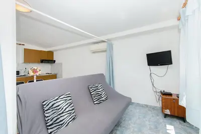 Image de Appartement et Chambres Ivan (45191-A14) - Makarska
