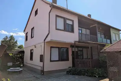 Image de Maison de vacances proche de la plage et avec jardin