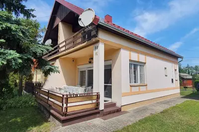 Image de Maison de vacances éloigné de la plage de 150 m