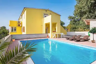 Image de Superbe appartement à Marcana avec WiFi