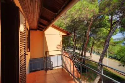 Image de Bungalow avec places de parking