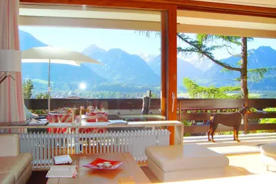 Image de Appartement de style de vie à Oberstdorf \/ Kleinwalsertal avec vue alpine, propre. Sauna extérieur, chien