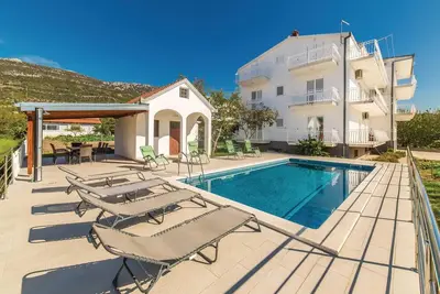 Image de Superbe appartement Ă Kastel Luksic
