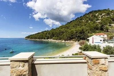 Image de Appartements Željko (46931-A2) - Gdinj - île de Hvar
