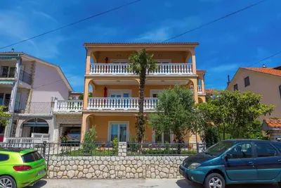 Image de Appartement de vacances avec jardin