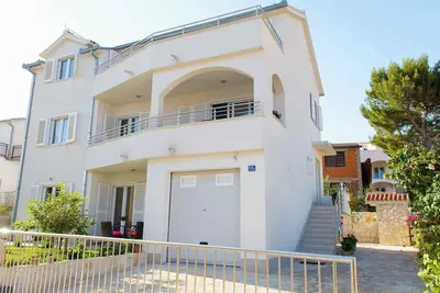 Image de Appartement de vacances avec air conditionné 150 m de la plage