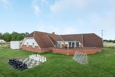 Image de Belle maison à Fanø avec sauna