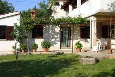 Image de Studio avec terrasse et air conditionné