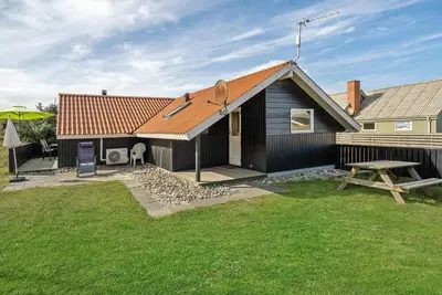 Belle maison de 3 chambres à Hvide.