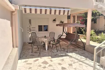 Maison de vacances avec climatisation et jardin