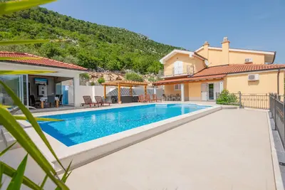 Image de Belle maison Ă Vrgorac avec sauna