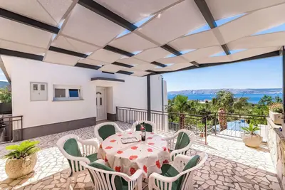 Image de Appartement de vacances avec vue sur la mer et gazebo