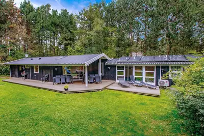 Image de Superbe maison à Nykøbing Sj avec sauna