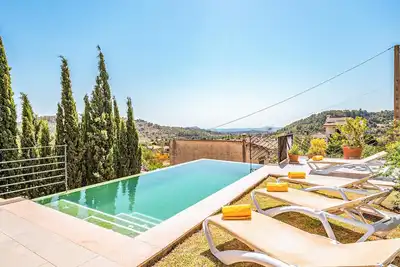 Image de Superbe maison Ă Mancor de la Vall