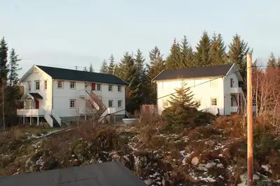 Image de Appartement confortable à Sandstad avec.