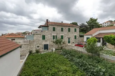 Image de Appartements Jurica (34621-A1) - Postira - île de Brac