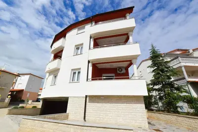 Appartement de vacances avec climatisation et terrasse avec vue sur la mer