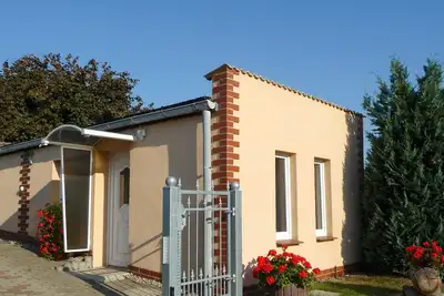 Image de Bungalow dans le jardin - Maison de vacances
