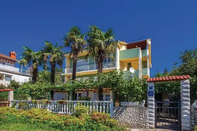 Appartement confortable à Crikvenica.