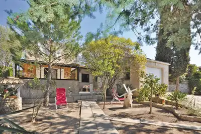 Image de Superbe maison à Saint Cannat avec WiFi