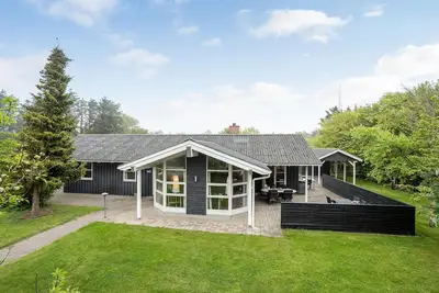 Image de Belle maison à Hjørring avec WiFi