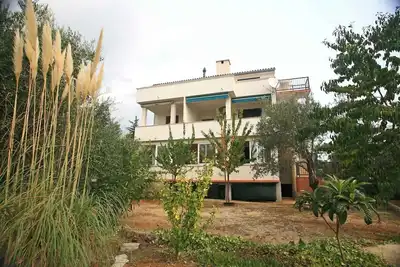 Studio avec balcon et cafetière