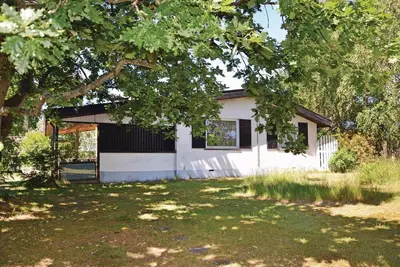 Image de Belle maison à Solrød Strand avec.