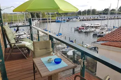 Image de Marina idylle, eau directe, 2 chambres - Résidence Sun appartement sur l'eau