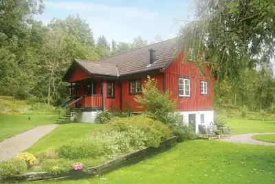 Image de Maison confortable à Uddevalla avec.
