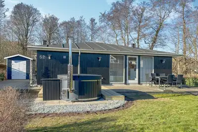 Image de Belle maison à Aabenraa avec sauna