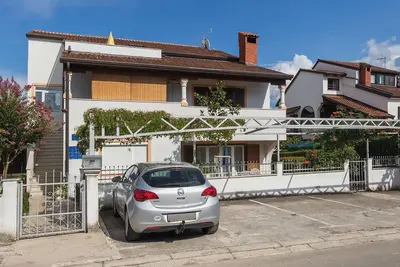 Image de Appartement confortable à Porec avec.
