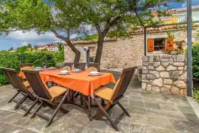 Superbe maison à Bribir avec jacuzzi