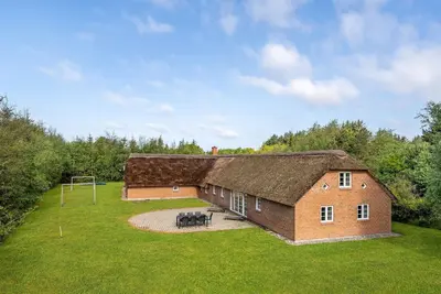 Image de Superbe maison à Ulfborg avec sauna