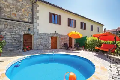 Image de Belle maison Ă Veprinac avec WiFi