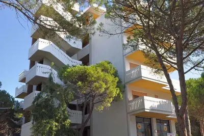 Image de Appartement de vacances avec balcon et climatisation