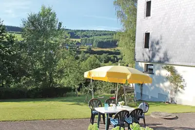 Image de Superbe maison à Schönberg avec WiFi